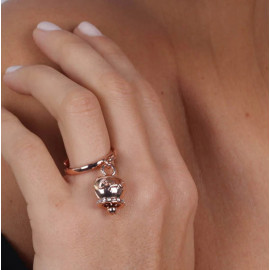 Anello in Metallo con campanella portafortuna pendente impreziosita da cristalli e scritta Capri a rilievo